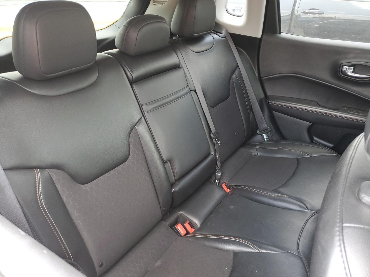 2019 Jeep Compass Latitude VIN: 3C4NJCBB5KT851963 Lot: 64865375