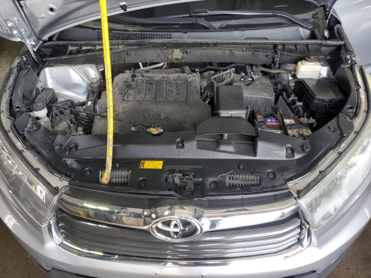 2015 Toyota Highlander Le VIN: 5TDBKRFH6FS083685 Lot: 65610205