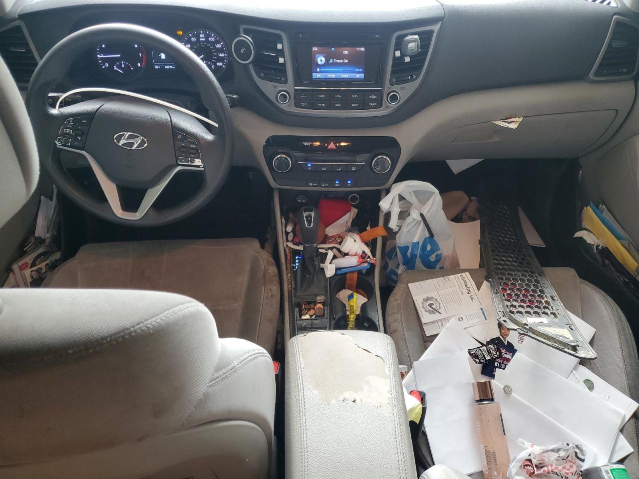 2018 Hyundai Tucson Se VIN: KM8J23A48JU764301 Lot: 63807905