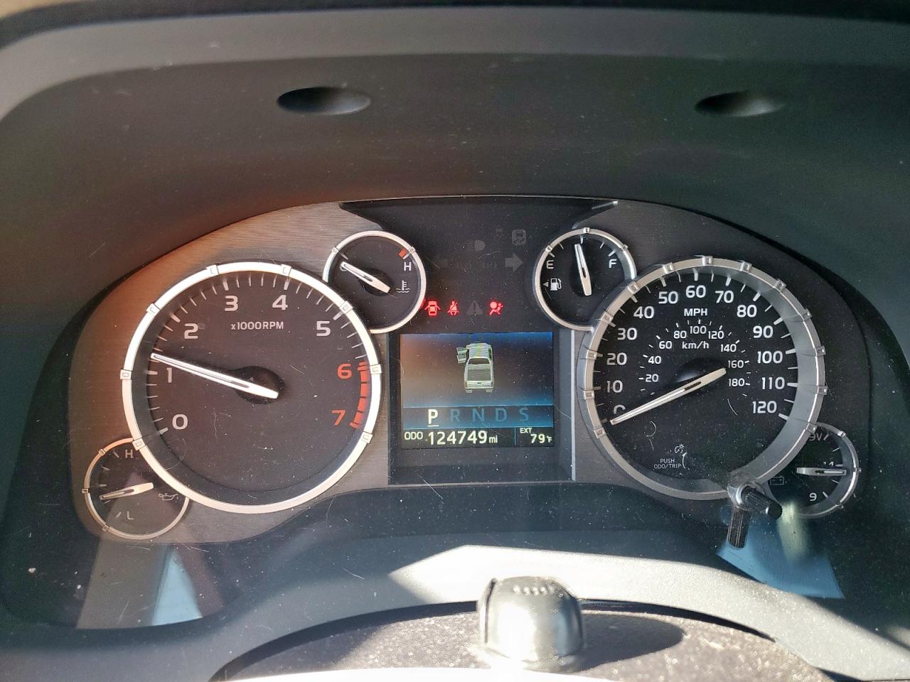 2017 Toyota Tundra Crewmax Sr5 VIN: 5TFEY5F12HX222487 Lot: 66577435