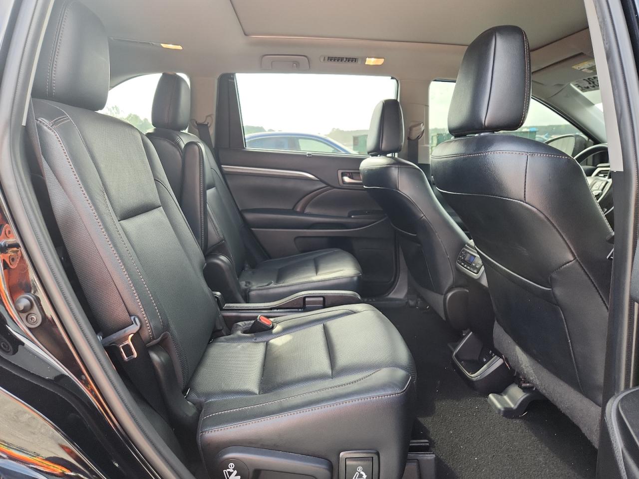 2019 Toyota Highlander Limited VIN: 5TDDZRFH4KS742541 Lot: 66746395