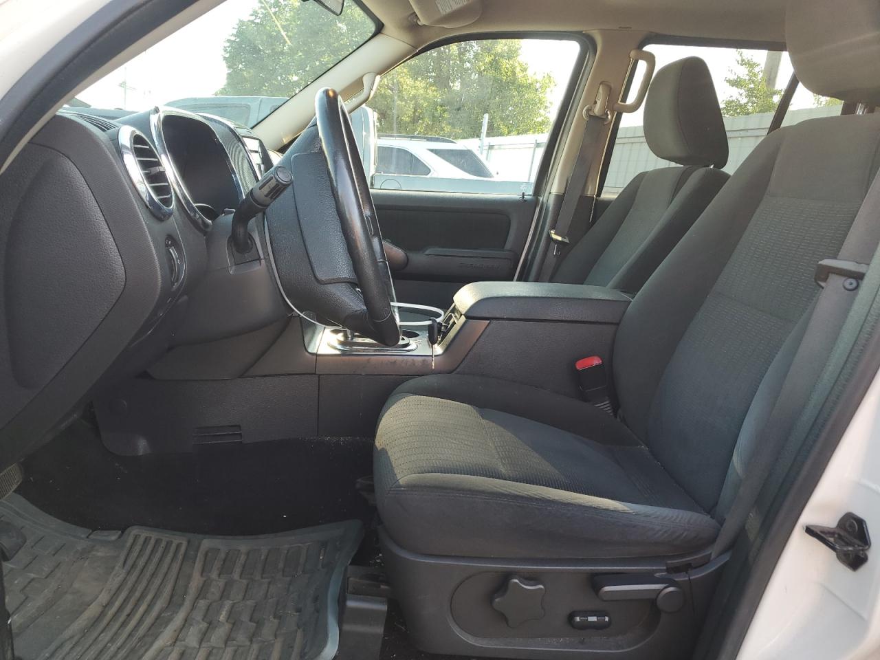 2009 Ford Explorer Xlt VIN: 1FMEU73E69UA07112 Lot: 63556445