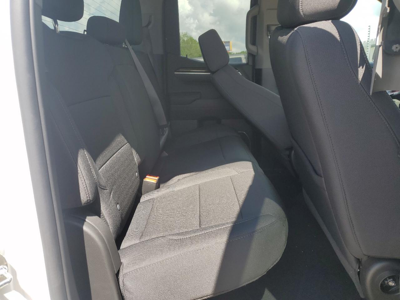 2025 GMC Sierra K1500 Elevation-L VIN: 1GTRUJEK7SZ231035 Lot: 64860015