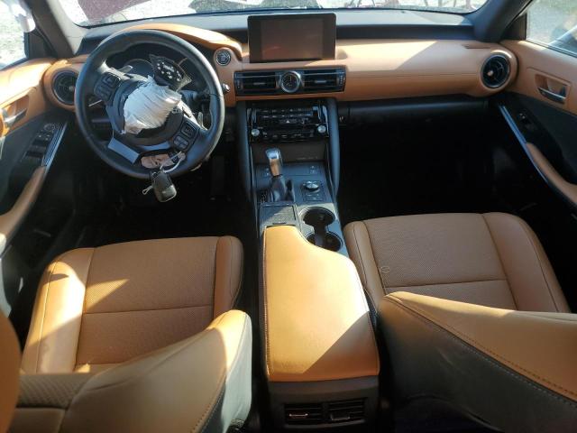  LEXUS IS 2024 Czerwony