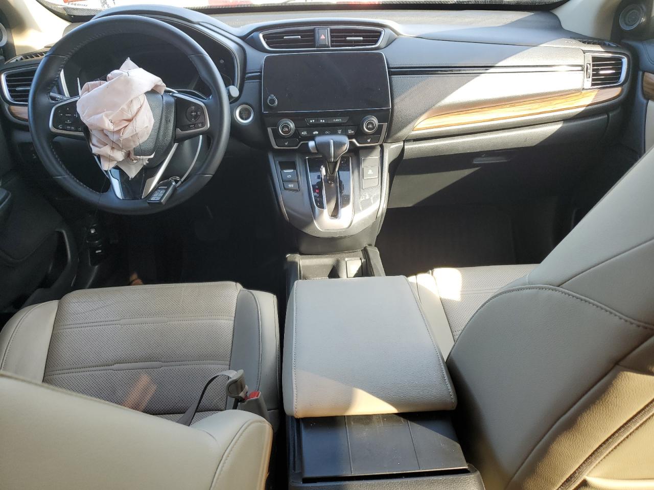 2017 Honda Cr-V Touring VIN: 5J6RW2H95HL015067 Lot: 65849795