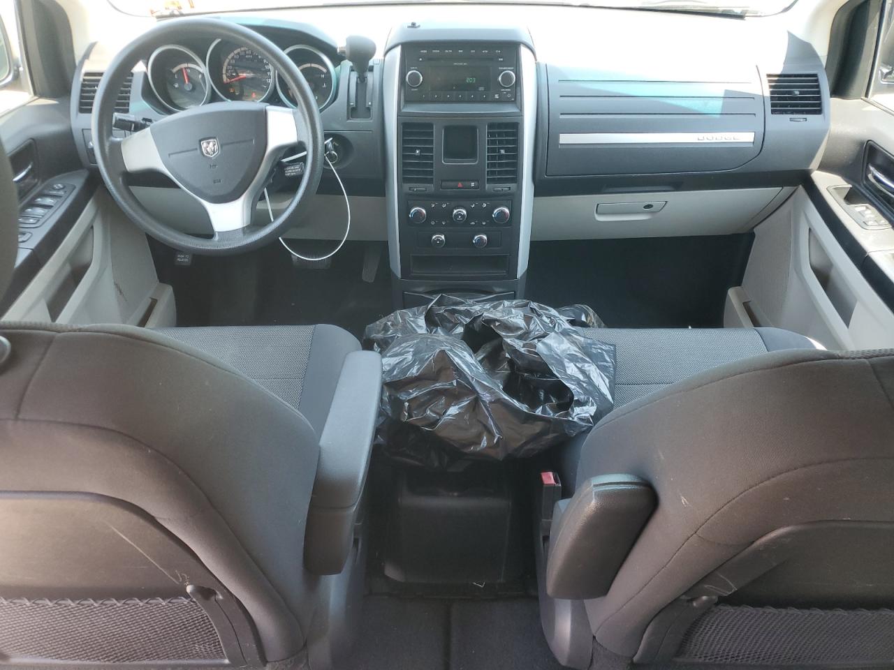 2009 Dodge Grand Caravan Se VIN: 2D8HN44E49R623319 Lot: 63414875