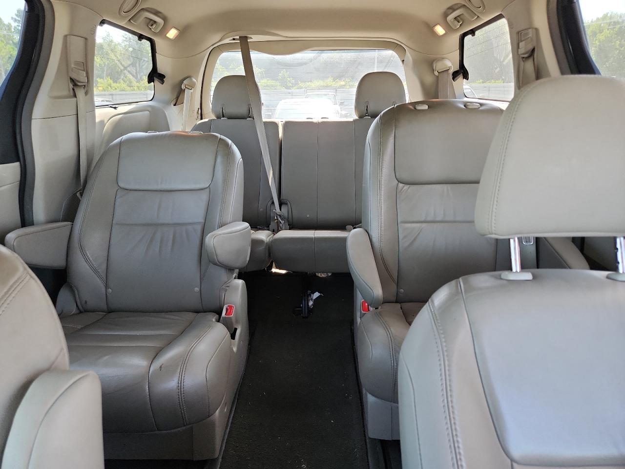 2015 Toyota Sienna Xle VIN: 5TDDK3DC1FS127055 Lot: 63944105