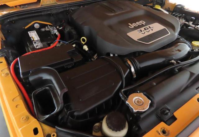 Parquets JEEP WRANGLER 2012 Pomarańczowy