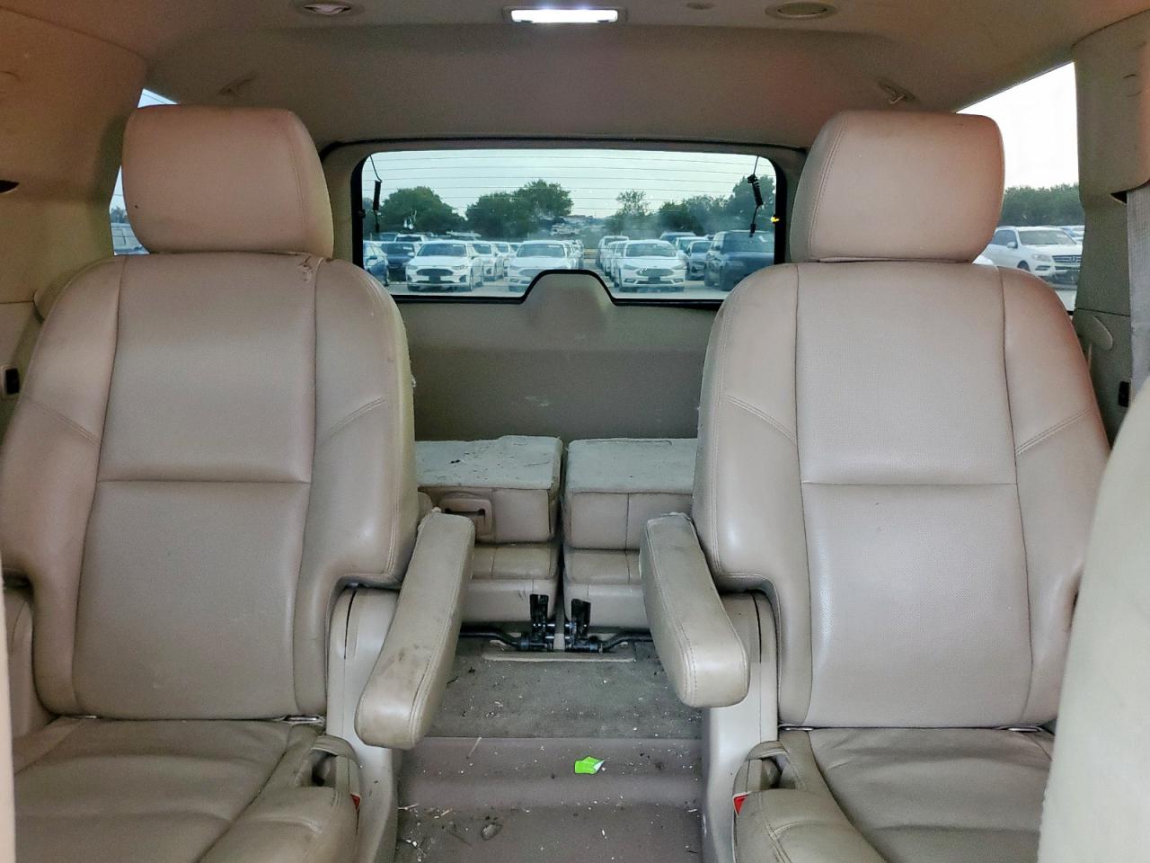 2011 GMC Yukon Denali VIN: 1GKS1EEF7BR383583 Lot: 64267495