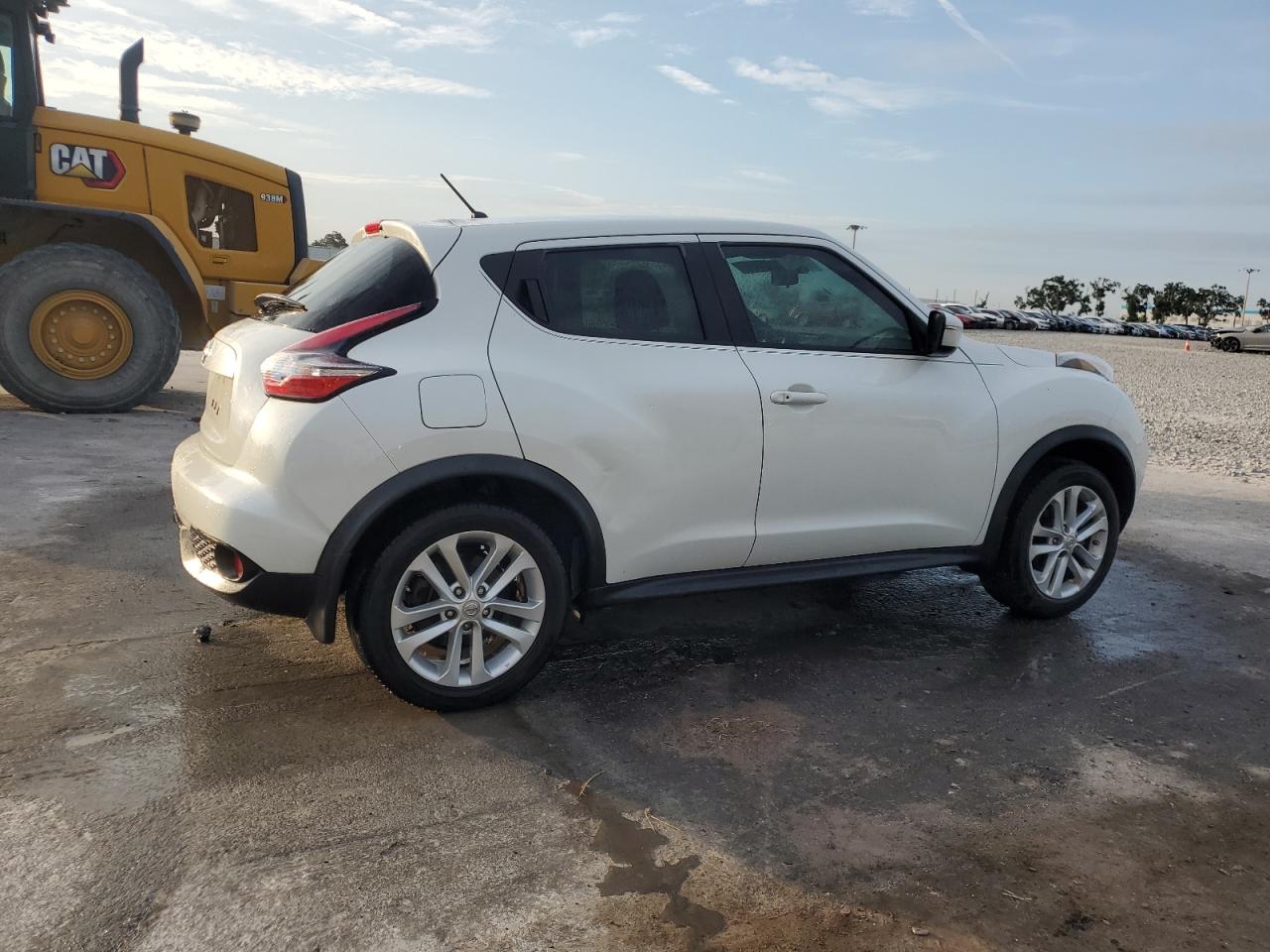 2015 Nissan Juke S VIN: JN8AF5MR2FT511424 Lot: 66046815