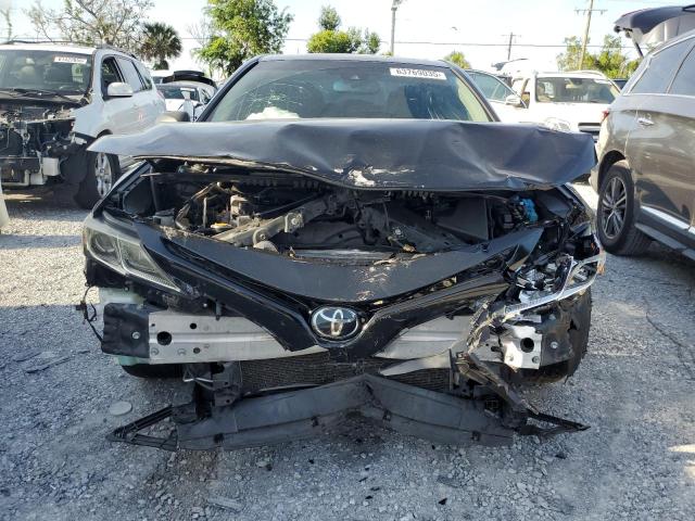  TOYOTA CAMRY 2018 Czarny