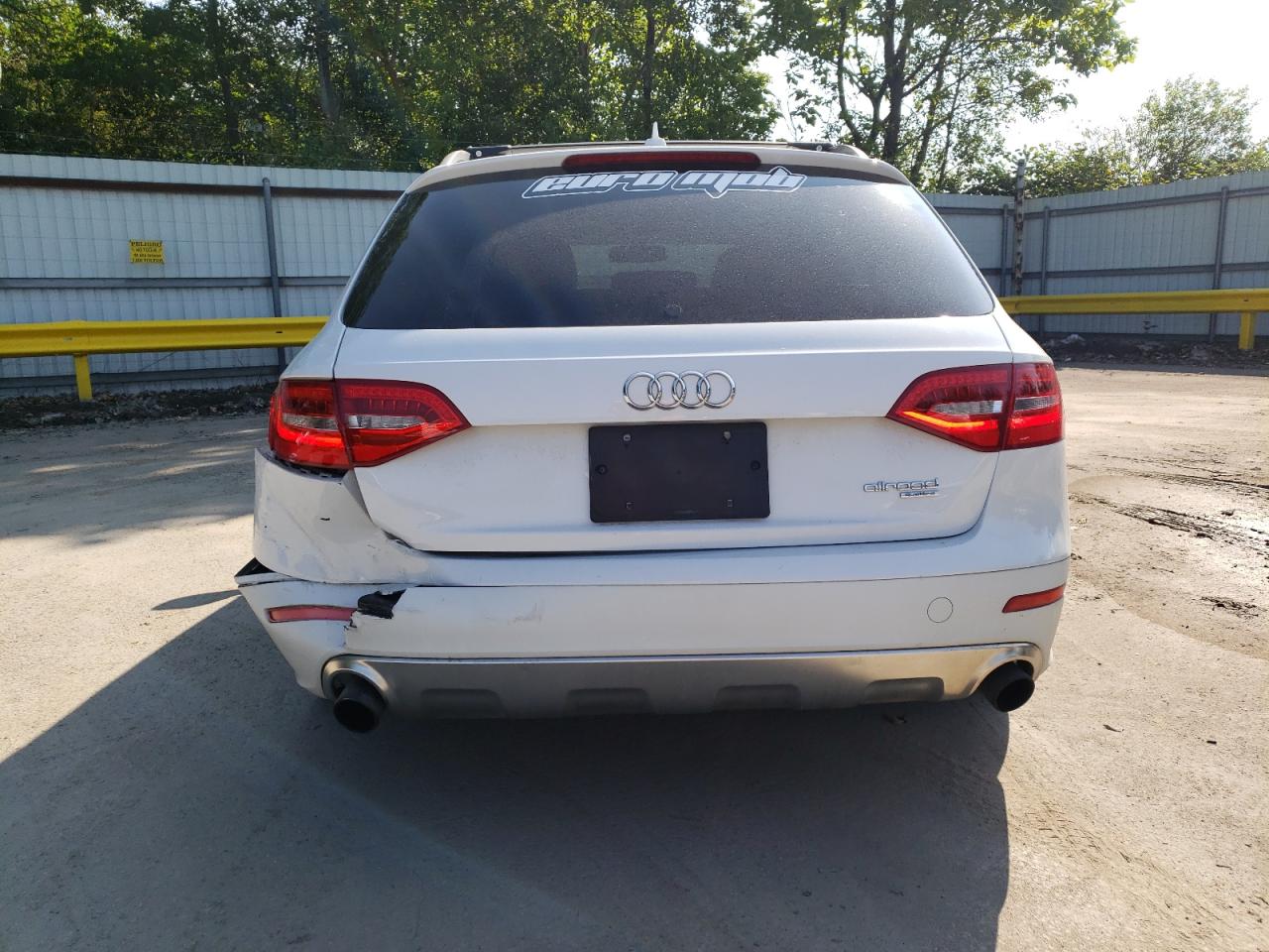 2015 Audi A4 Allroad Premium VIN: WA1TFAFL9FA026984 Lot: 64296425