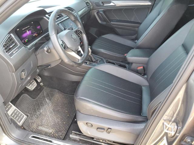  VOLKSWAGEN TIGUAN 2022 Серый