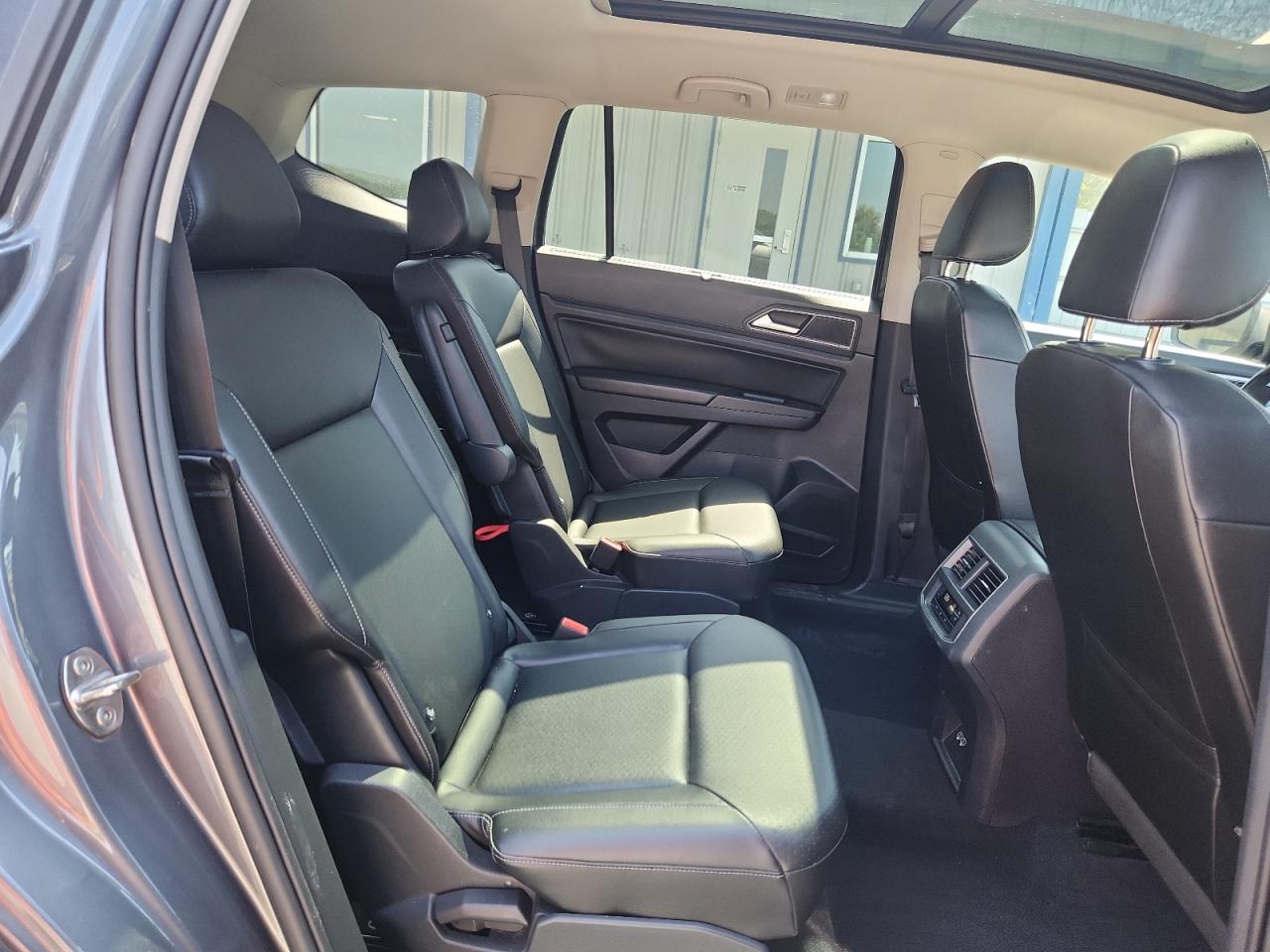 2018 Volkswagen Atlas Sel VIN: 1V2MR2CA1JC572507 Lot: 65703625