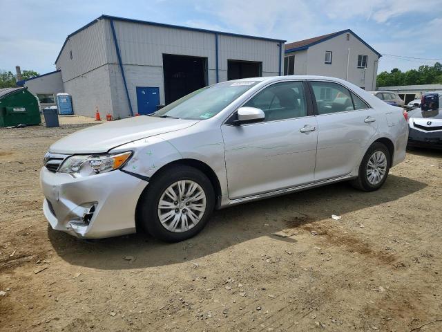  TOYOTA CAMRY 2012 Srebrny