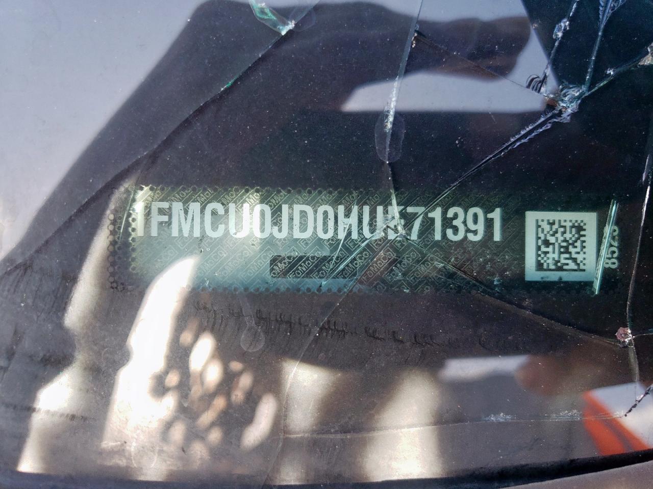 2017 Ford Escape Titanium VIN: 1FMCU0JD0HUE71391 Lot: 64728865