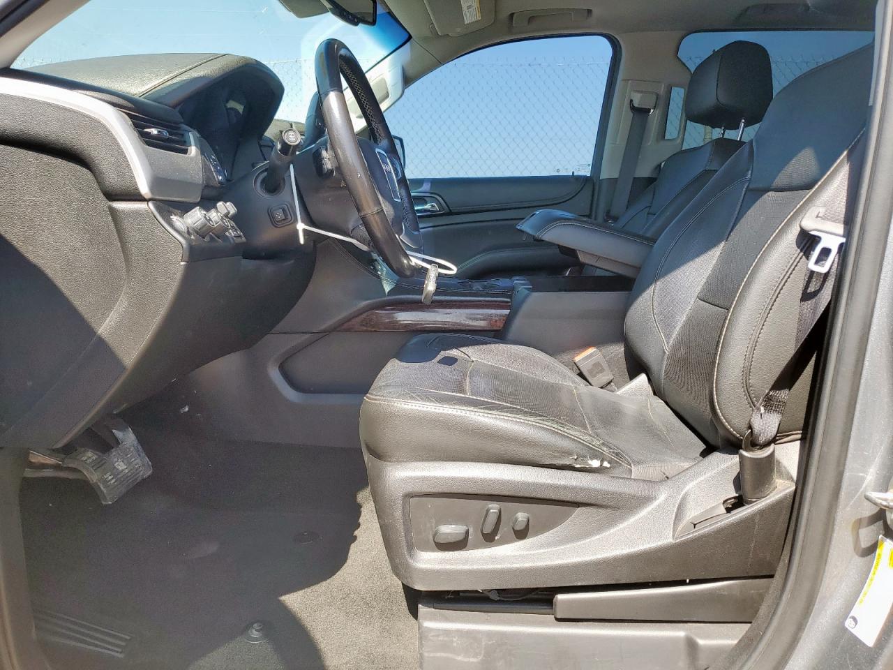 2018 GMC Yukon Slt VIN: 1GKS2BKC9JR325334 Lot: 65173875