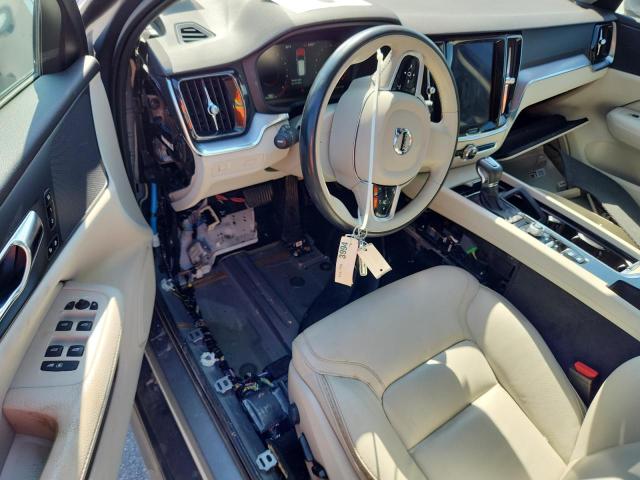  VOLVO V60 2020 Gray