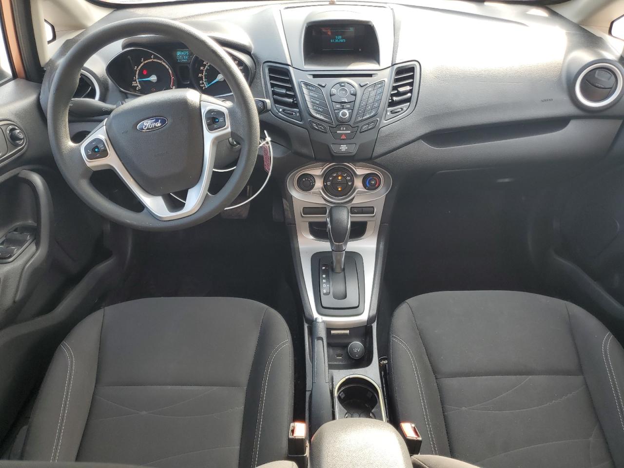 3FADP4BJ9HM140055 2017 Ford Fiesta Se