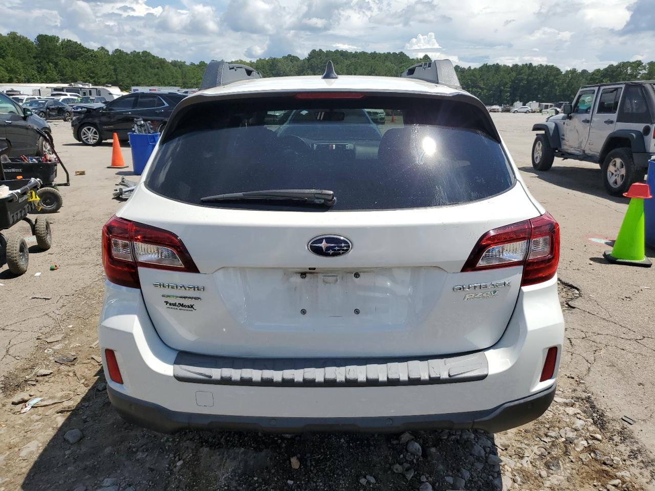 2017 Subaru Outback 2.5I Limited VIN: 4S4BSANC3H3437041 Lot: 65083495