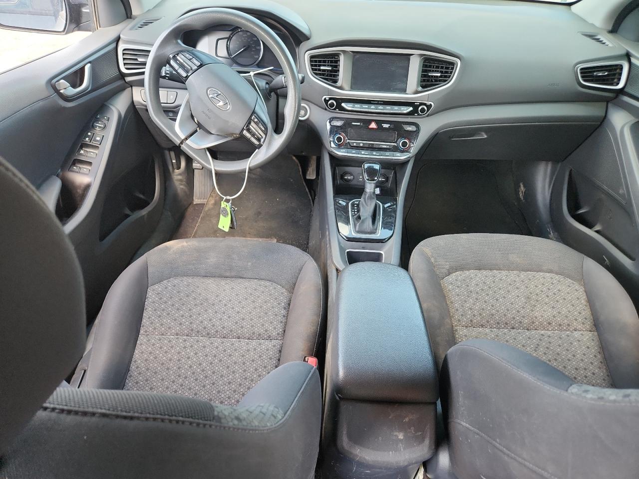 2018 Hyundai Ioniq Blue VIN: KMHC65LC8JU065392 Lot: 64177435