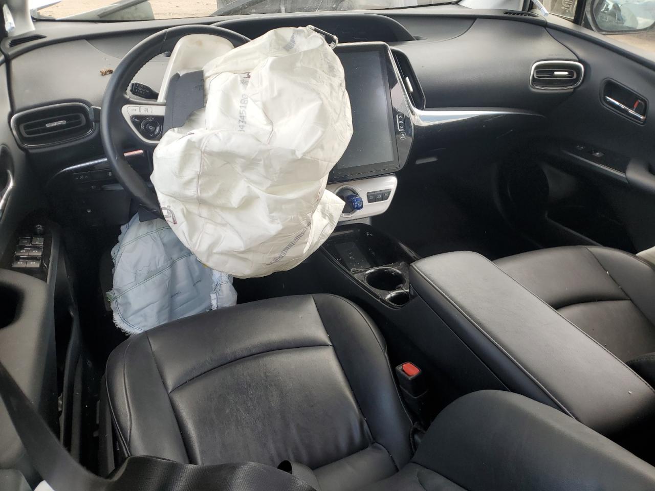 2018 Toyota Prius Prime VIN: JTDKARFP3J3100530 Lot: 62998575