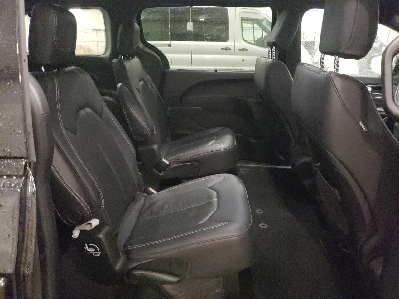 2019 Chrysler Pacifica Touring L VIN: 2C4RC1BGXKR604307 Lot: 64831315