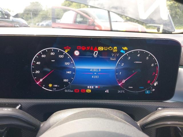 2024 MERCEDES BENZ CLA 200 AM