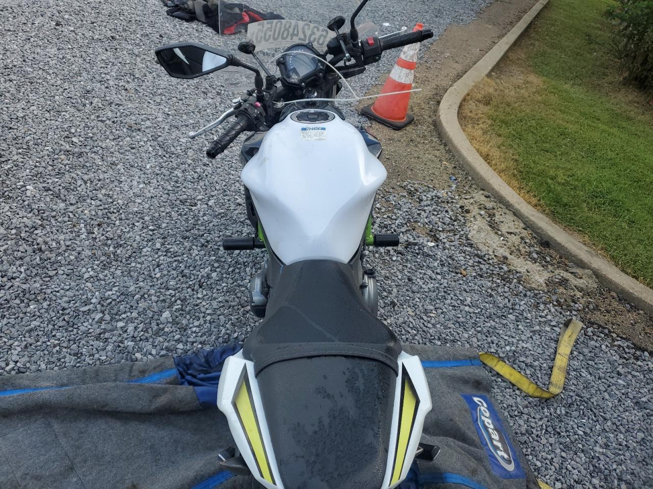 2017 Kawasaki Er650 H VIN: JKAEREH15HDA01250 Lot: 63248055