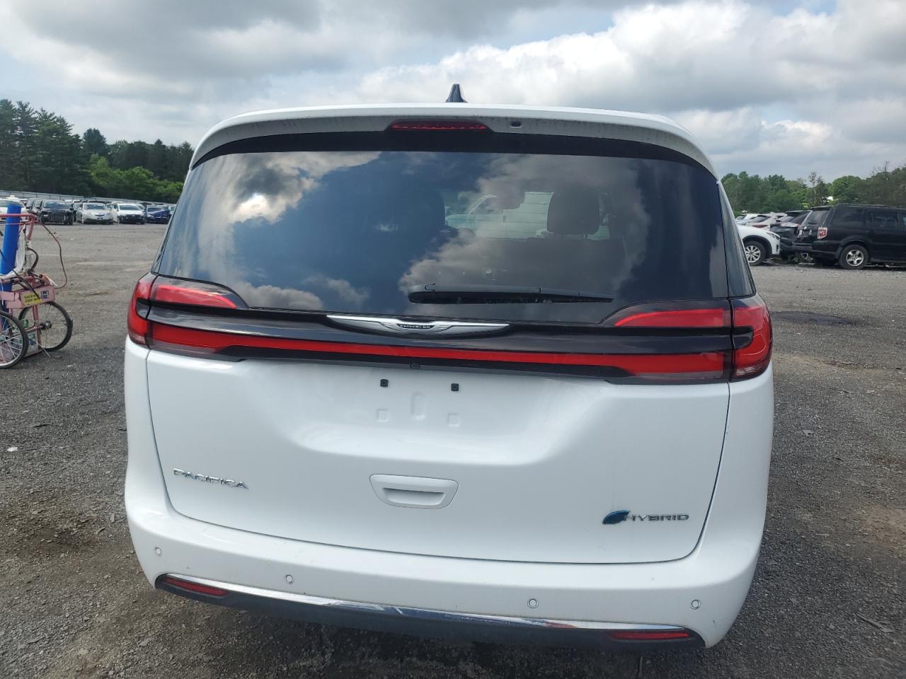 2024 Chrysler Pacifica Hybrid Select VIN: 2C4RC1S71RR121699 Lot: 63947145