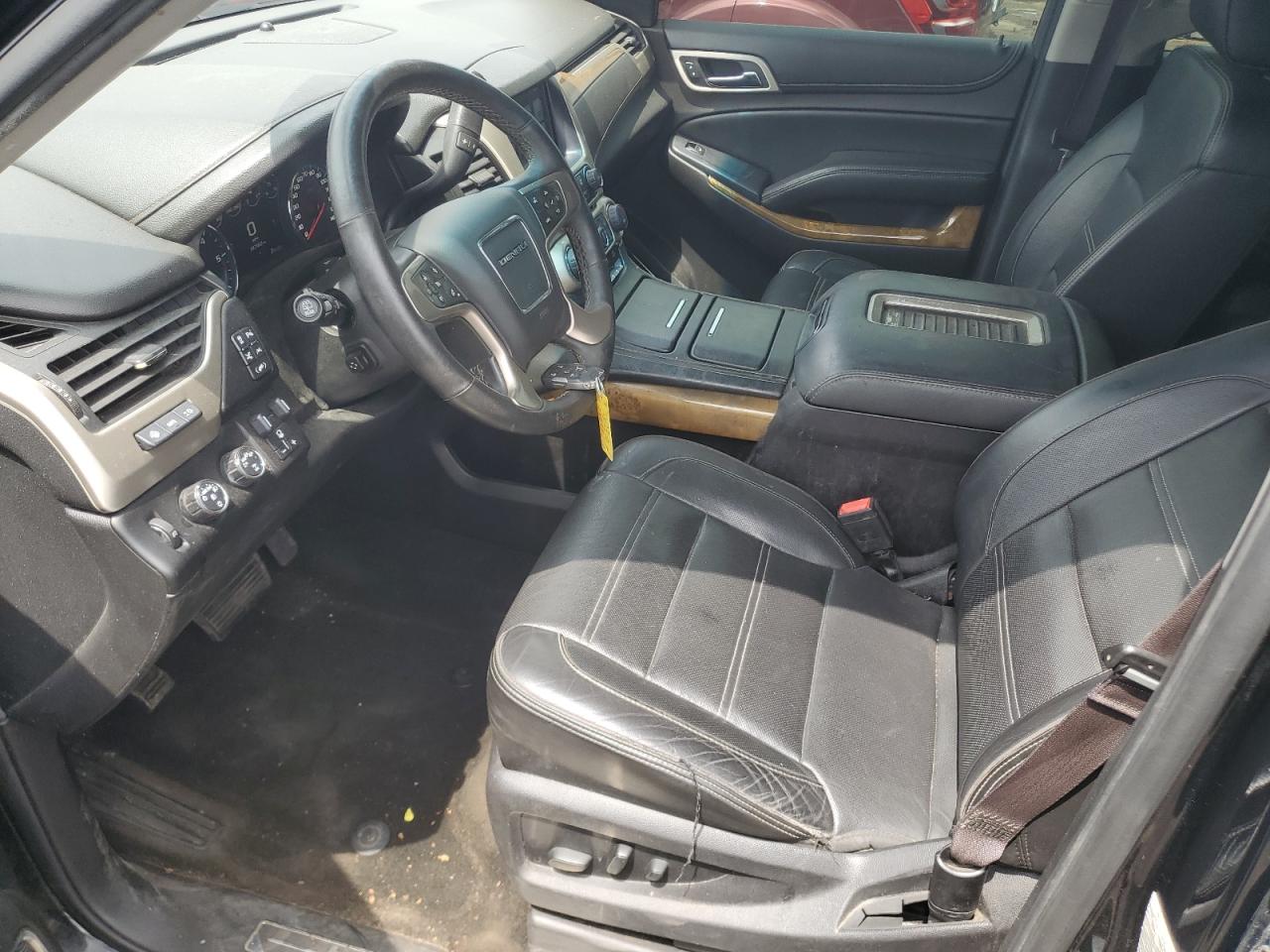 1gks2hkj7hr228712 1GKS2HKJ7HR228712 2017 GMC Yukon Xl Denali