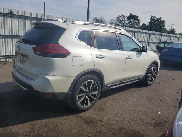  NISSAN ROGUE 2018 Biały