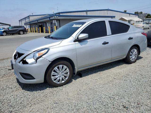  NISSAN VERSA 2016 Srebrny