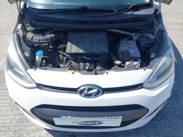 2014 HYUNDAI I10 SE