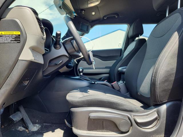  KIA SOUL 2017 Серебристый