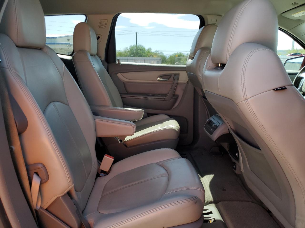 2016 Chevrolet Traverse Lt VIN: 1GNKRHKD6GJ342738 Lot: 64145305