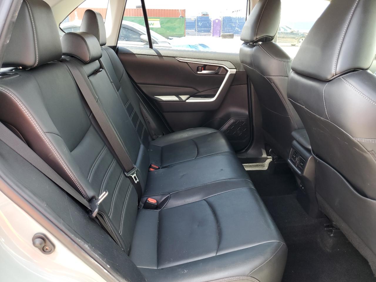 2021 Toyota Rav4 Xle Premium VIN: JTMC1RFV3MD073864 Lot: 63749625