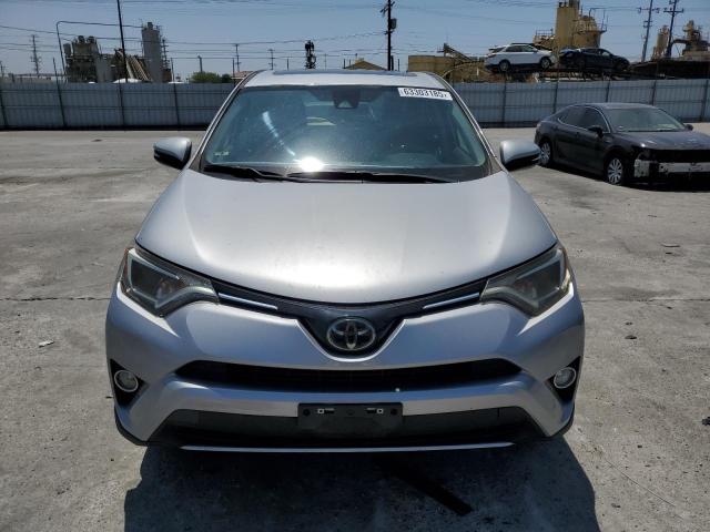  TOYOTA RAV4 2018 Srebrny