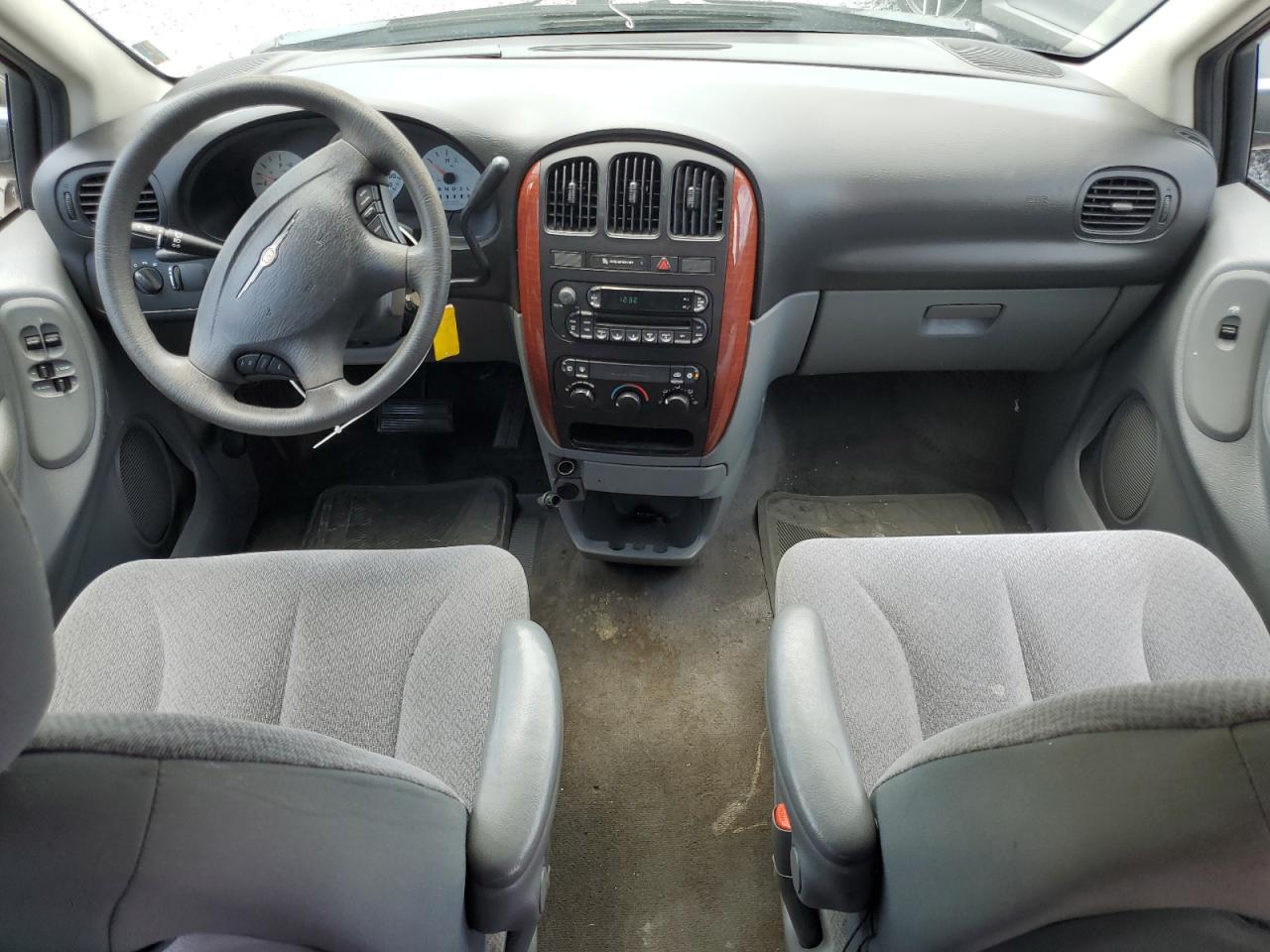 2006 Chrysler Town & Country VIN: 1A4GP45R06B550203 Lot: 66805225