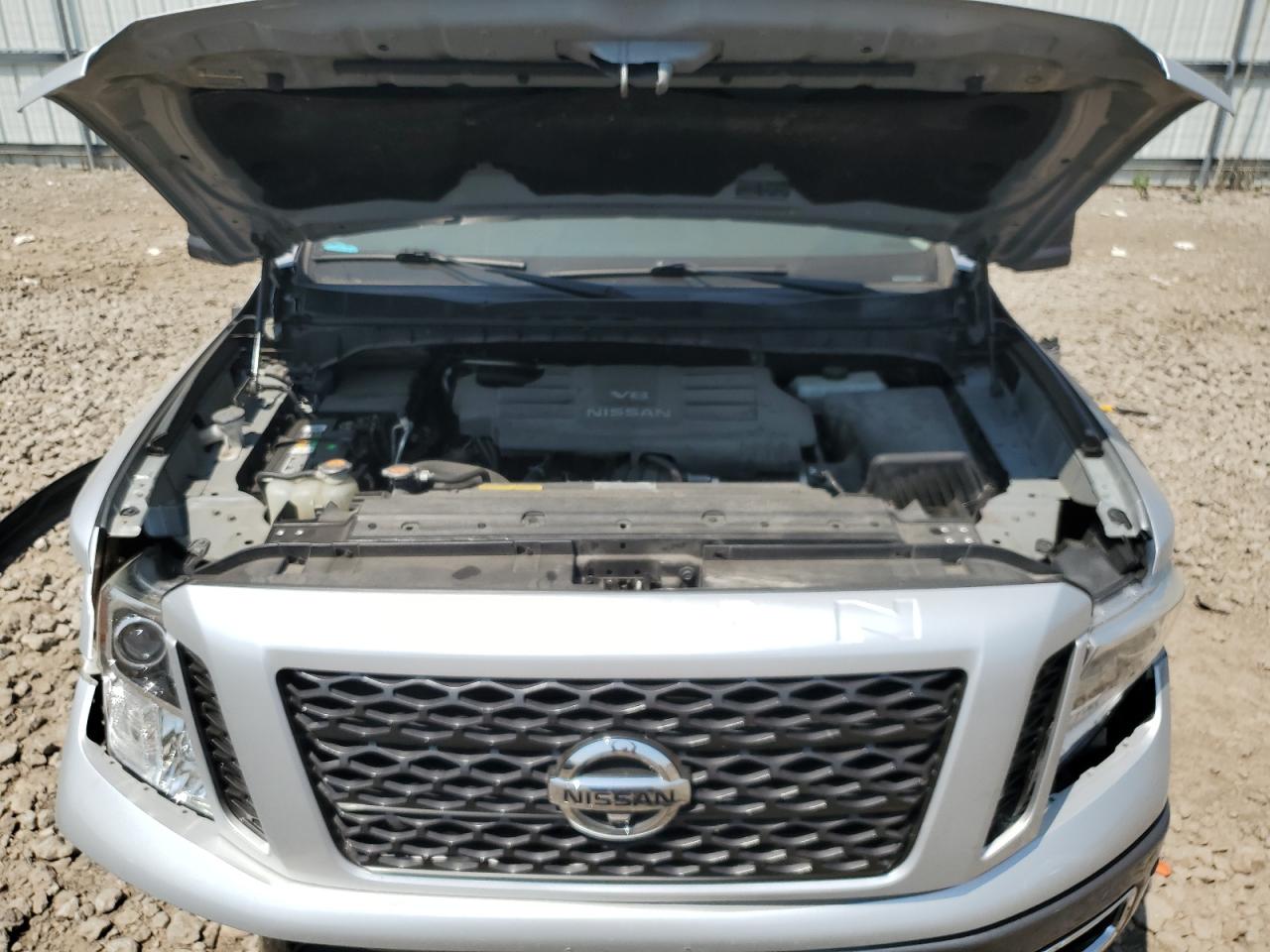 2017 Nissan Titan Sv VIN: 1N6AA1E53HN551661 Lot: 65382175