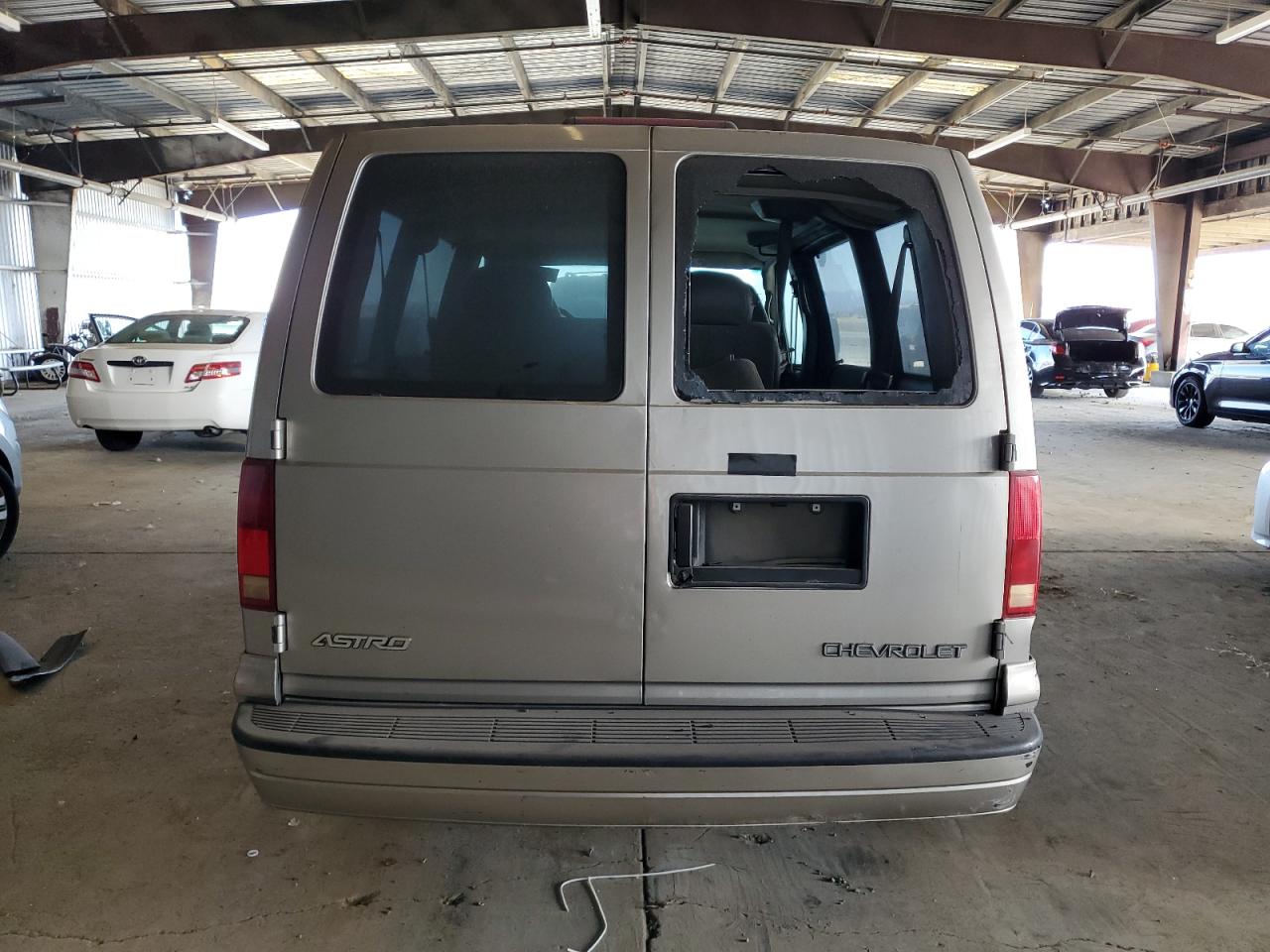 2005 Chevrolet Astro VIN: 1GNDM19X25B116458 Lot: 59758405