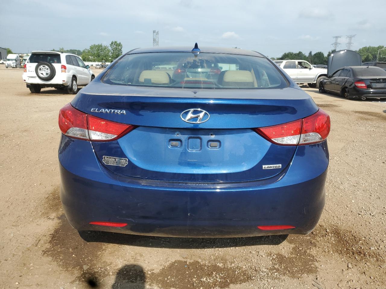 2013 Hyundai Elantra Gls VIN: KMHDH4AE7DU675608 Lot: 64774435