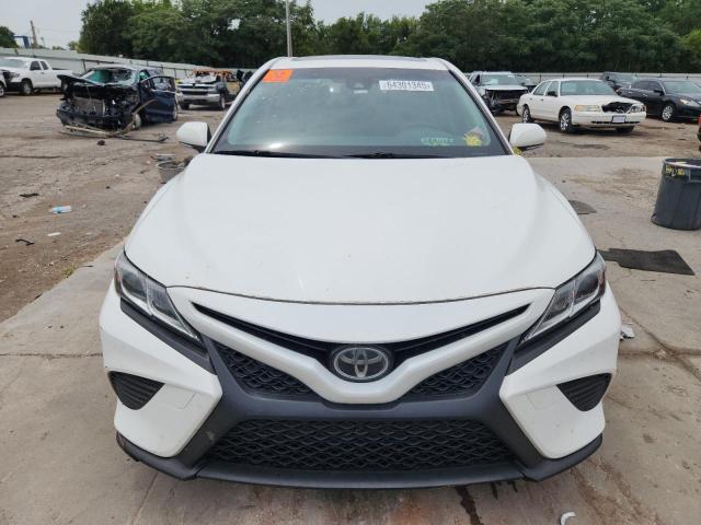  TOYOTA CAMRY 2018 Biały