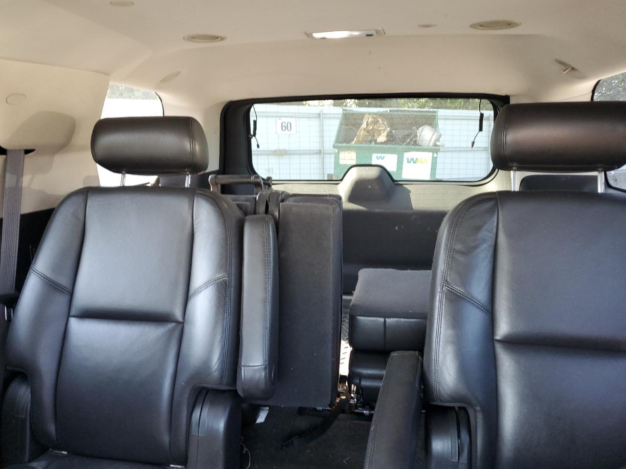 2010 Cadillac Escalade Luxury VIN: 1GYUKBEF6AR135060 Lot: 63782195