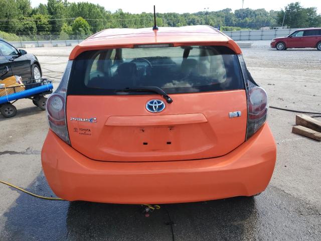  TOYOTA PRIUS 2013 Оранжевый