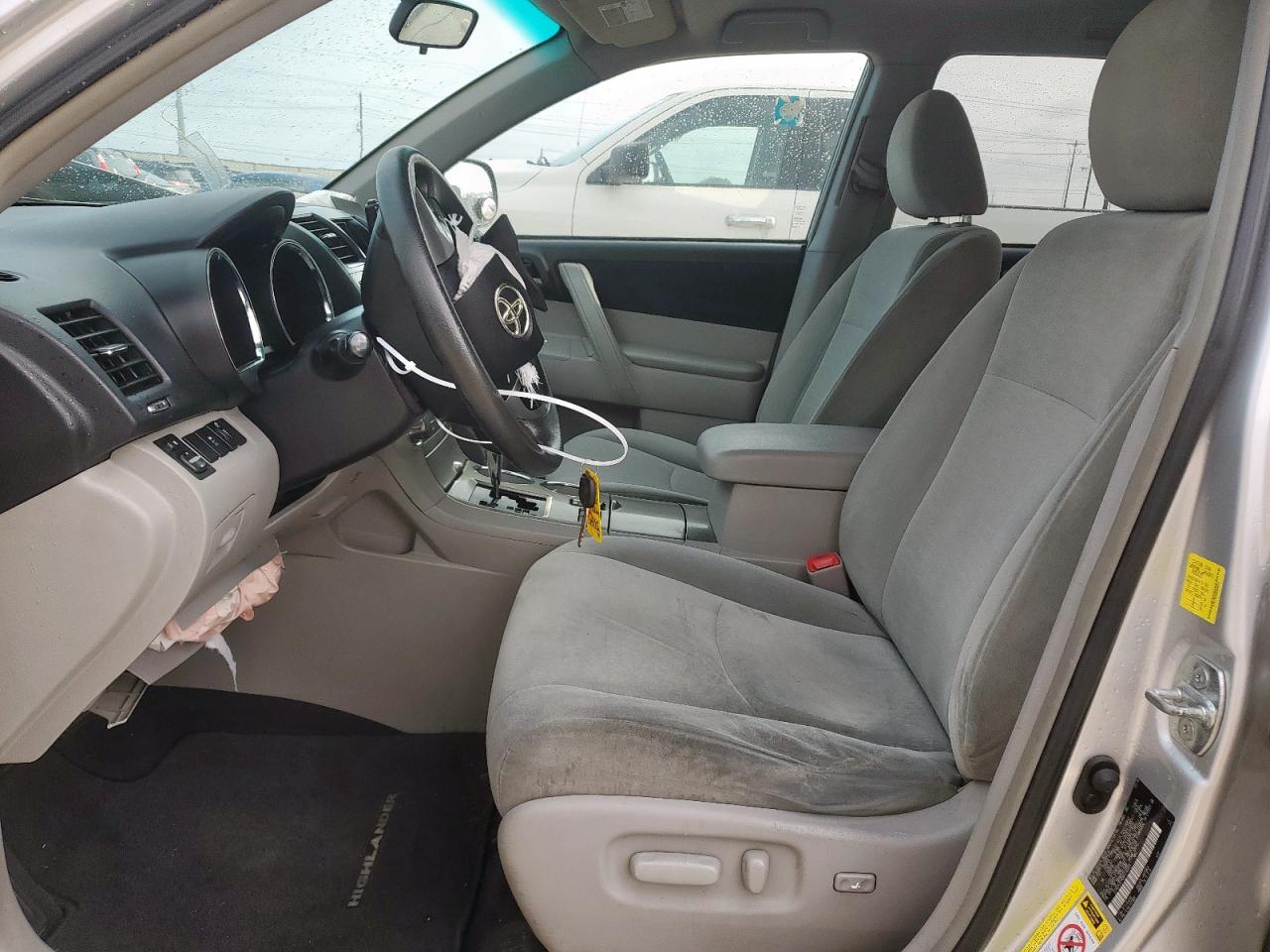 2011 Toyota Highlander Base VIN: 5TDZA3EH6BS010259 Lot: 64058885