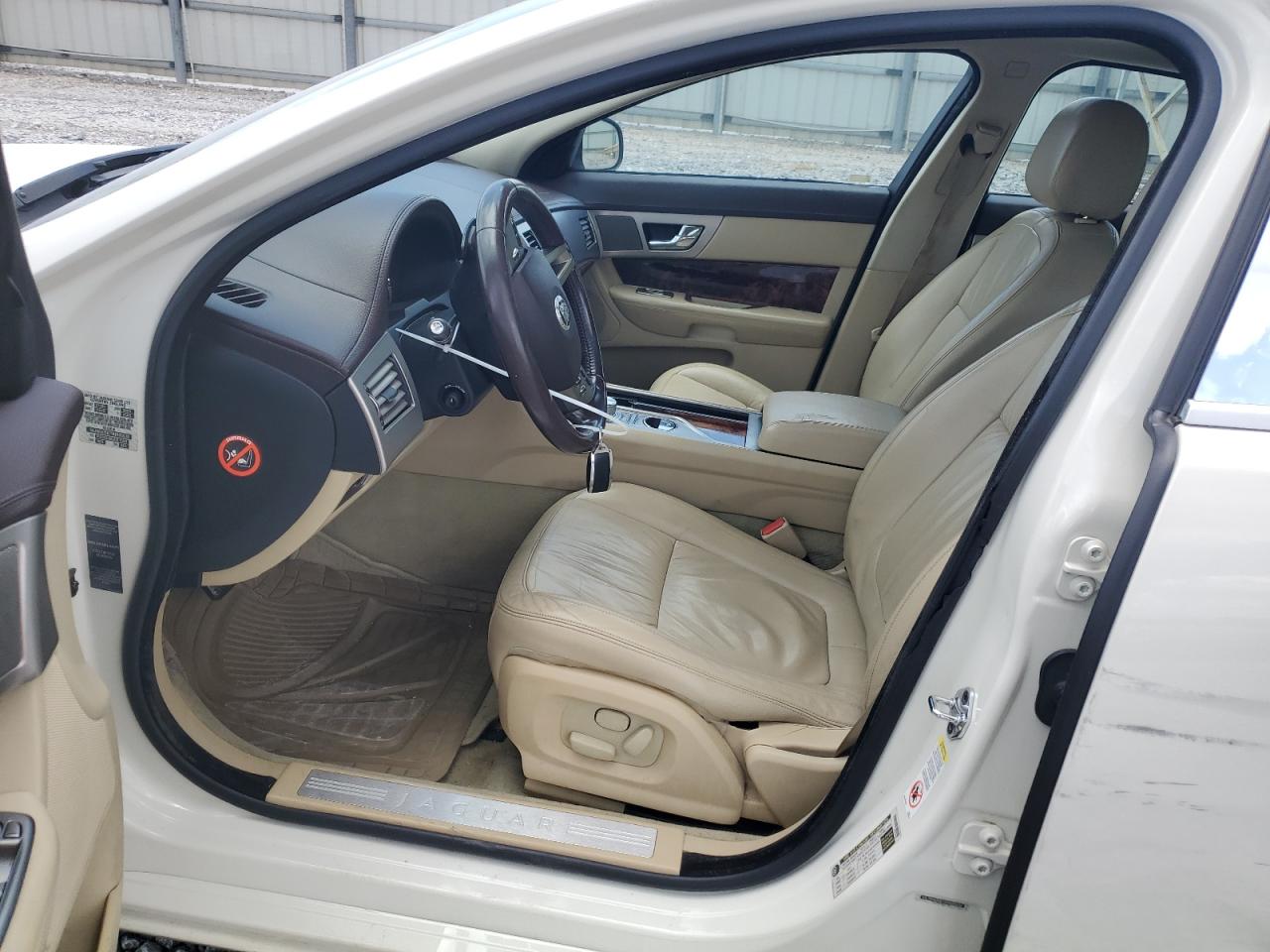 sajwa05b79hr05630 SAJWA05B79HR05630 2009 Jaguar Xf Luxury