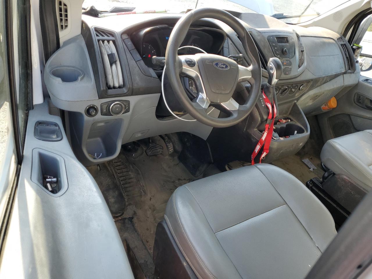 2019 Ford Transit T-250 VIN: 1FTYR1ZM6KKB18632 Lot: 64304455