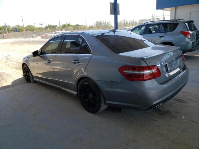  MERCEDES-BENZ E-CLASS 2012 Czarny