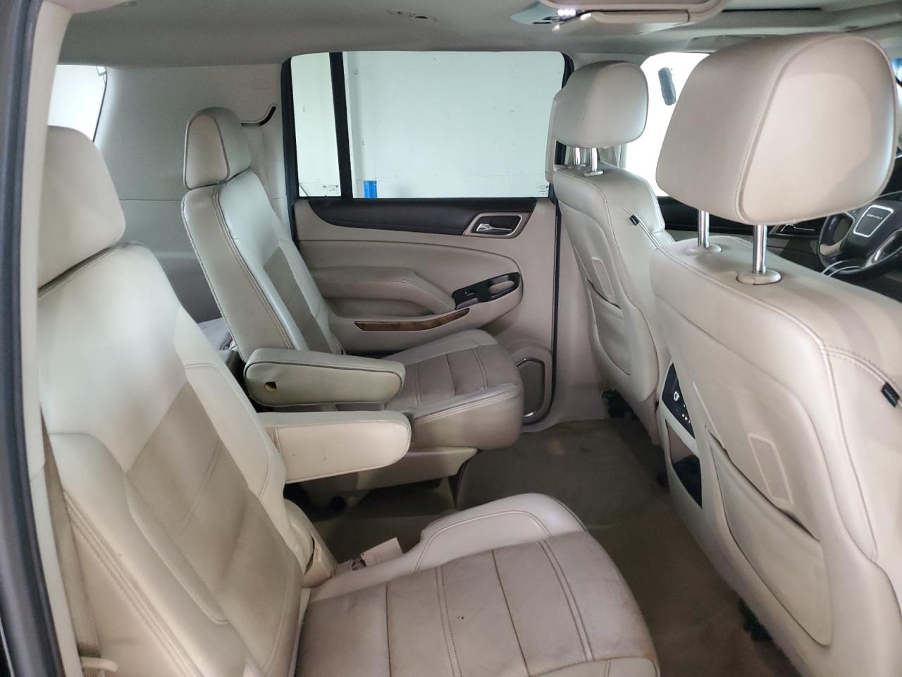 2015 GMC Yukon Xl Denali VIN: 1GKS2JKJ2FR147976 Lot: 64080005